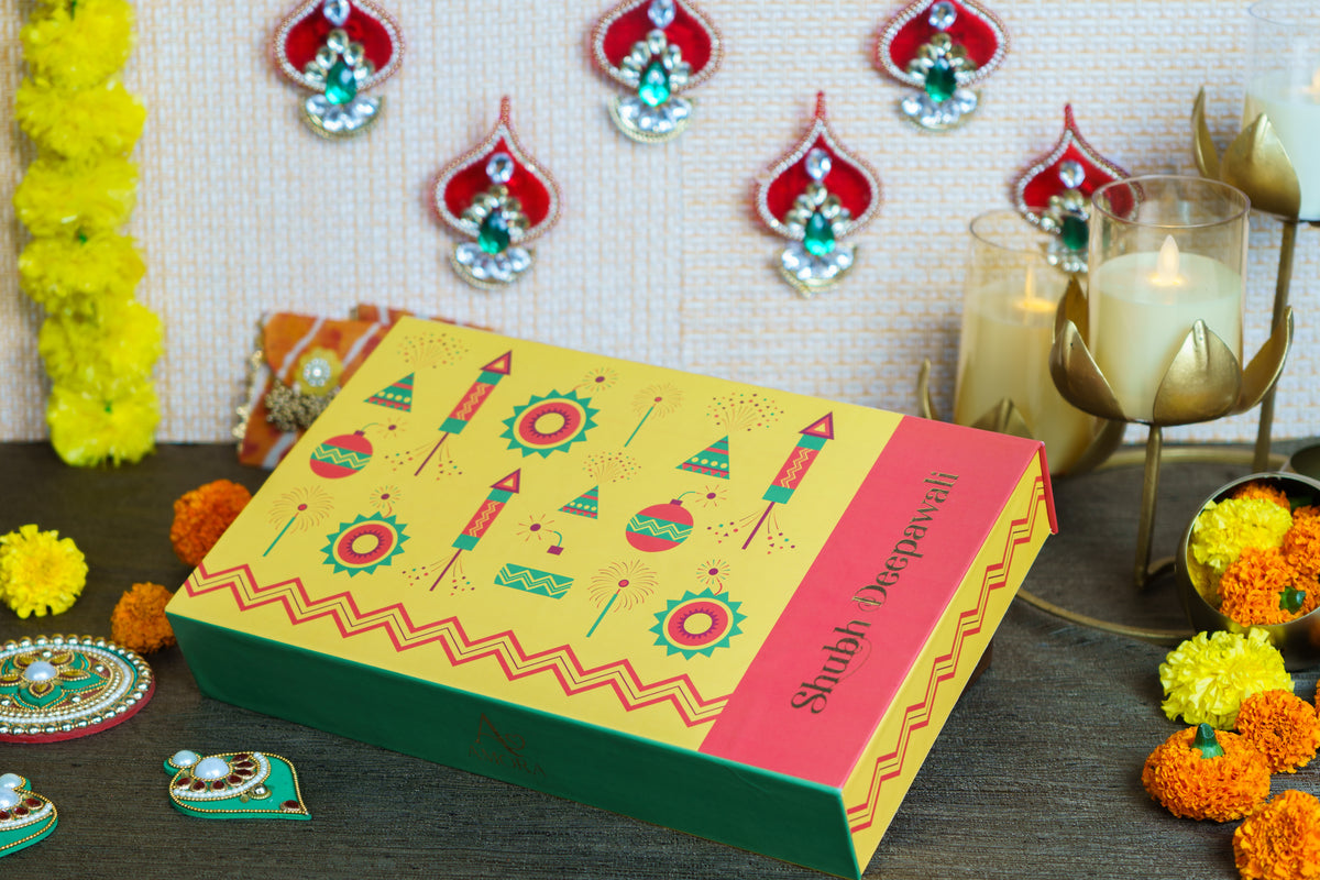 Amora Royal Diwali Gift Hamper – AR05 (Festive Firecrackers & Sparklers)